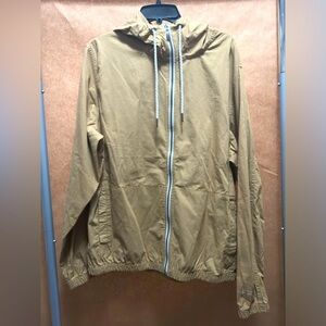 New without tags tan men’s lightweight jacket